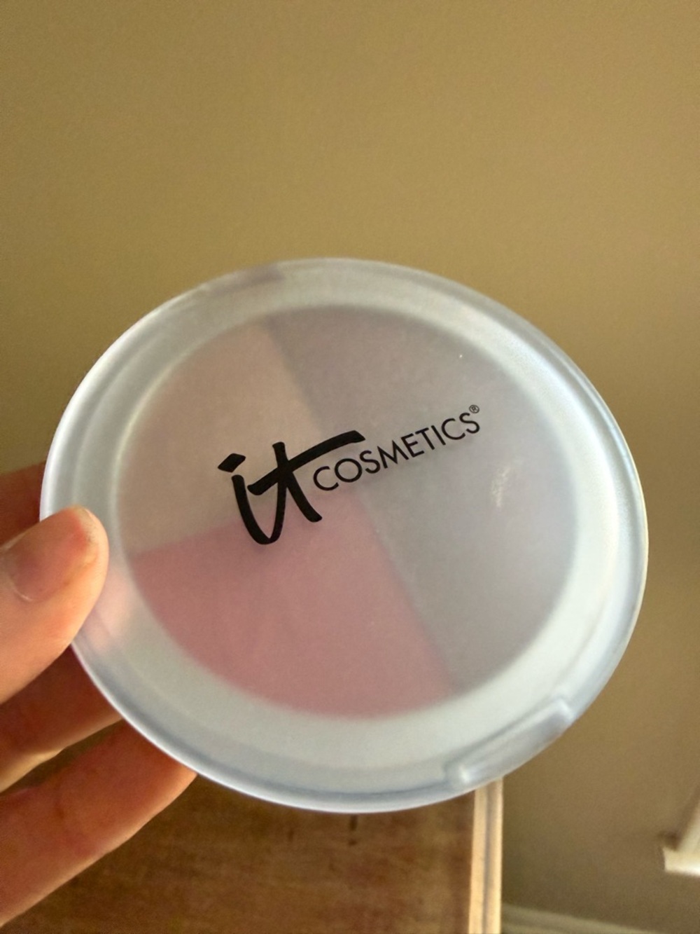 it cosmetics Brush’s and Makeup - Picture 15 of 15